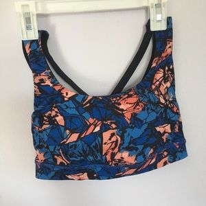 Lululemon sports bra